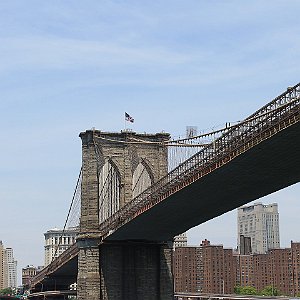 Brooklyn-Bridge-3