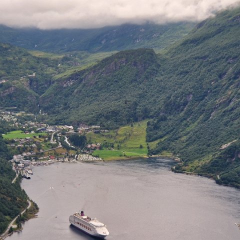 13 Geiranger