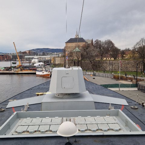 12 ITS Carabiniere (F 593) i Oslo