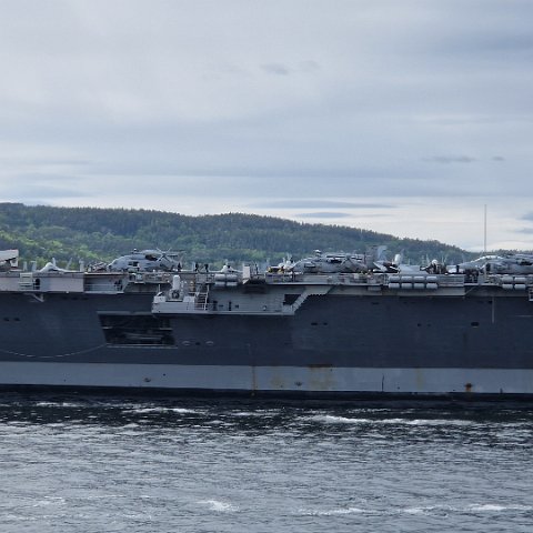 12 USS Gerald R. Ford (CVN-78) in Oslo, Norway