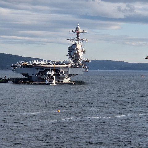 26 USS Gerald R. Ford (CVN-78) in Oslo, Norway