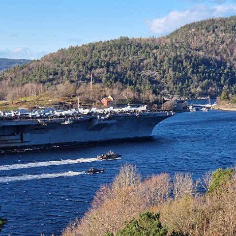 14 USS Harry S. Truman (CVN-75) in Oslo, Norway