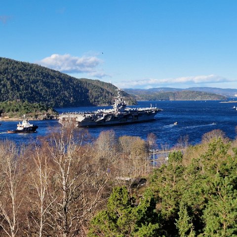 18 USS Harry S. Truman (CVN-75) in Oslo, Norway