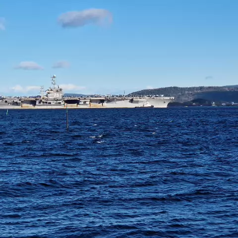 28 USS Harry S. Truman (CVN-75) in Oslo, Norway