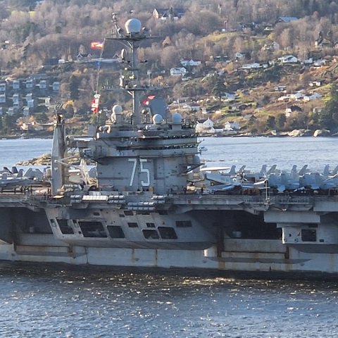 4 USS Harry S. Truman (CVN-75) in Oslo, Norway