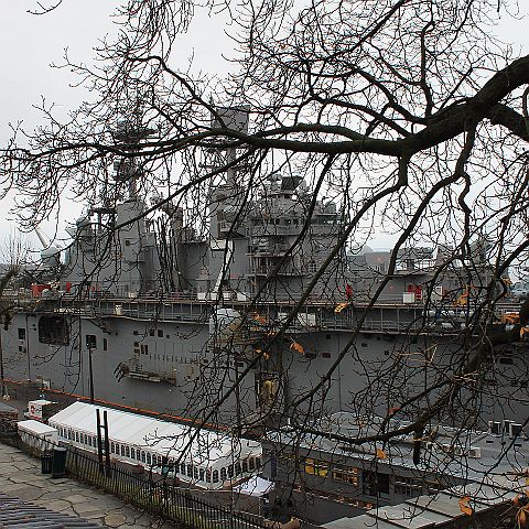 10 USS Iwo Jima in Oslo, Norway