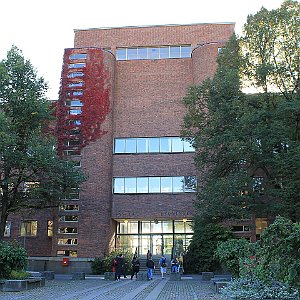 24 Universitas Osloensis