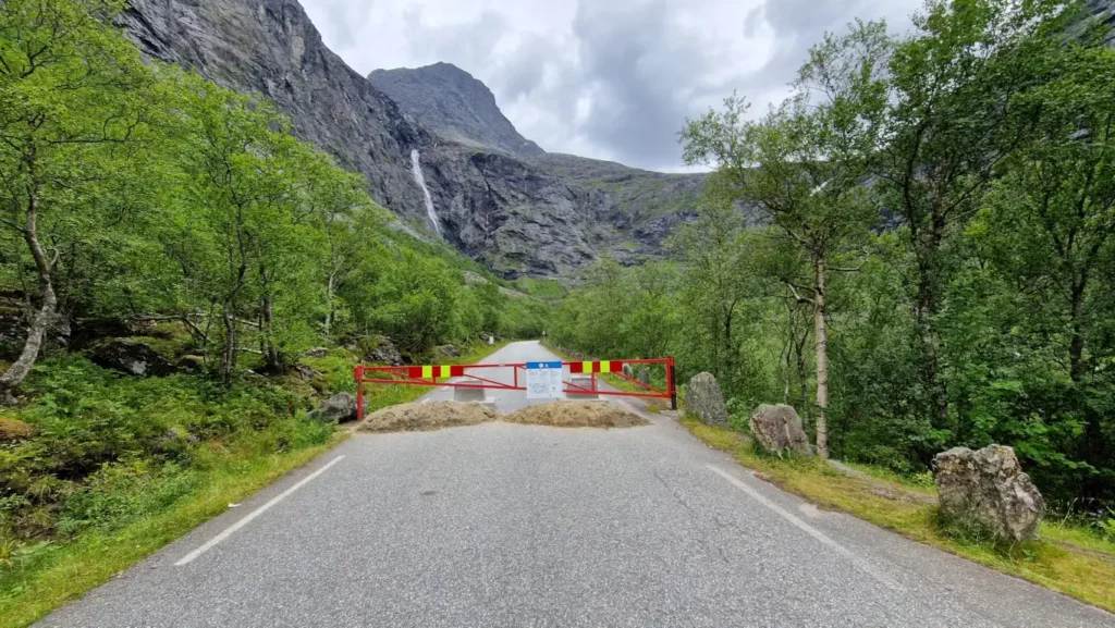 Trollstigen stengt