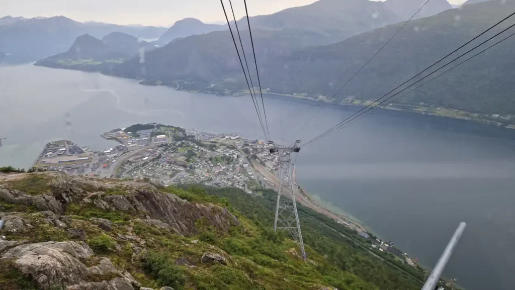 Romsdalsgondolen og Åndalsnes